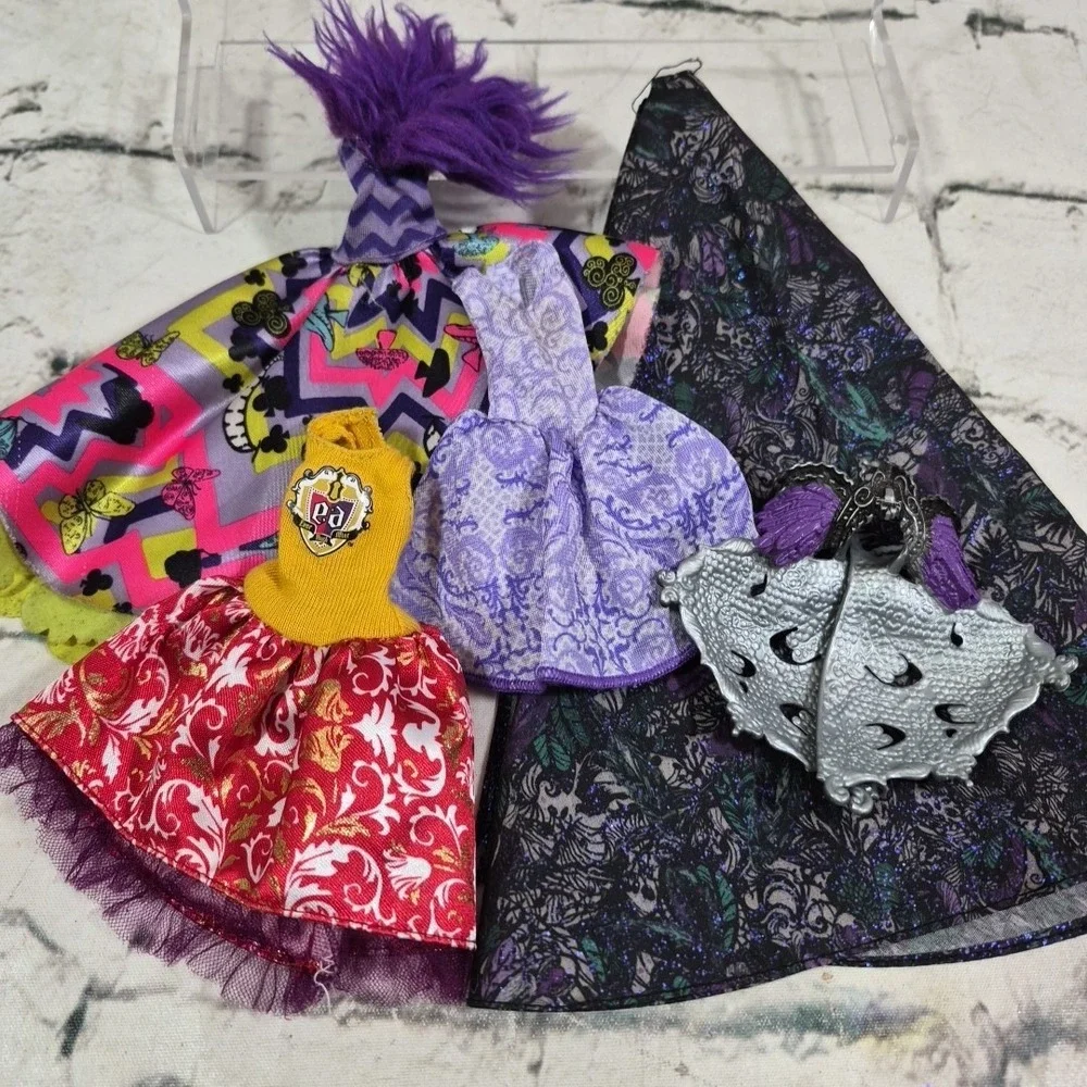 Ever After High Fashion Doll Replacement Clothes Lot Raven Legacy Cheshire Apple